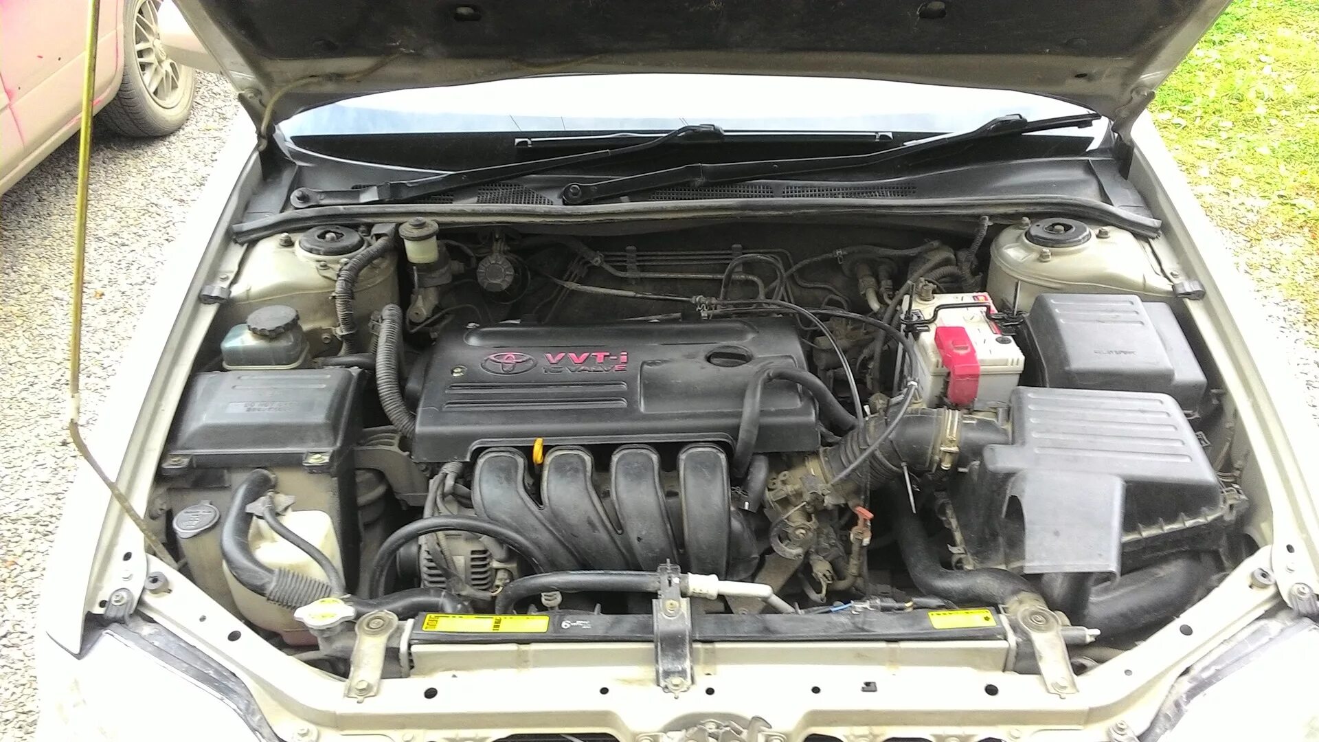 Toyota vista sv40 что под капотом. Тойота виста под капотом. Тойота виста под капотом. Тойота виста 1998 под капотом. В.