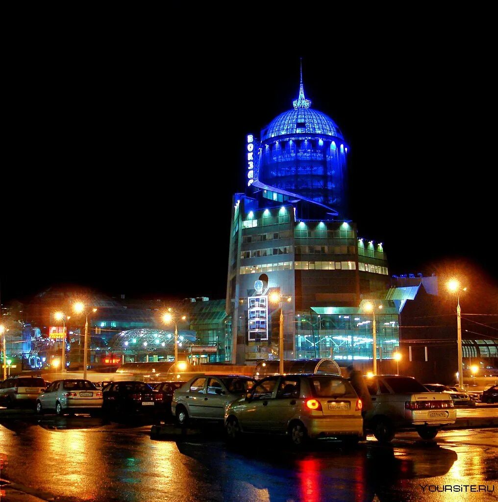 Вокзал самара. Самарский жд вокзал ночью. Номер жд самаре. Самара вокзал симфония. Комсомольская площадь 1 самара.