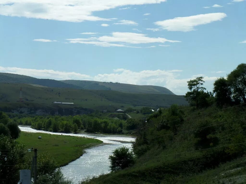 Ауес борсов, аул адыге хабль. Кош хабль кчр. Вид аула кош хабль. Мечеть адыге хабль. Карачаево черкесия малый зеленчук.