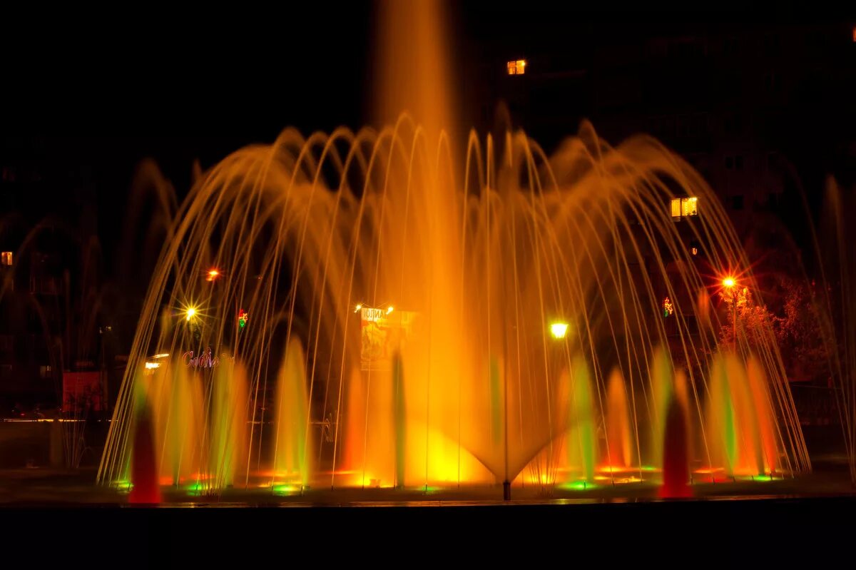 памятник иисусу прокопьевск. зиминка прокопьевск. железнодорожный вокзал прокопьевск. дворец пионеров прокопьевск. проспект ленина прокопьевск.