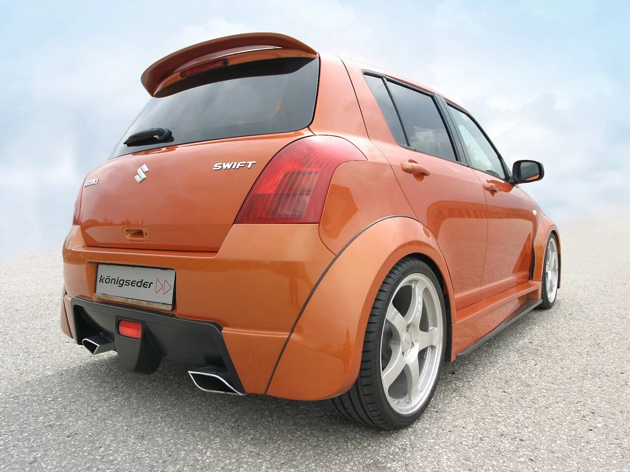 Suzuki tune. Suzuki Swift 4 Tuning. Suzuki super Swift. Suzuki Swift 3 тюнинг. Сузуки Свифт 2011 тюнинг.