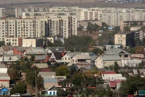 Рабочий поселок город орск. Орск 1960. Вокзал города орска. Поселок москва город орск. Поселок ора орск.