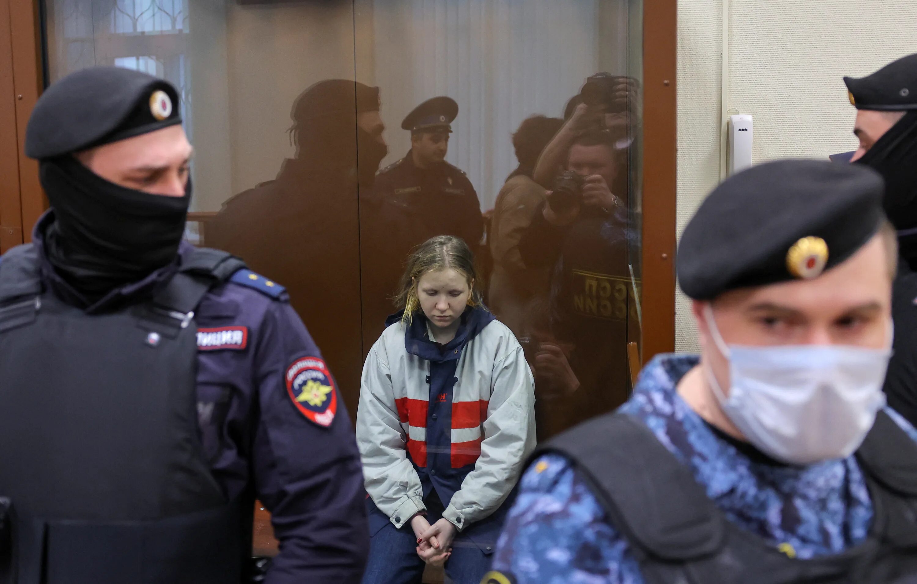 Теракт в москве 2024 год последние новости. Дело Дарьи Треповой. Защитник в суде. Осудили полицейского. Терроризм.