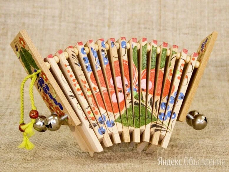Caravan music hs-4111sb eq. Трещетка деревянная. Трещотка ударный музыкальный инструмент. Трещотка geetee 12-6441-5. Трещотка пластинчатая веерная.