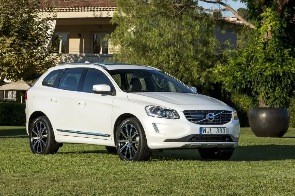 Вольво хс60 поколения. Volvo xc60 1. Volvo xc60 2014. Volvo xc60 t5. Вольво xc60 2006.