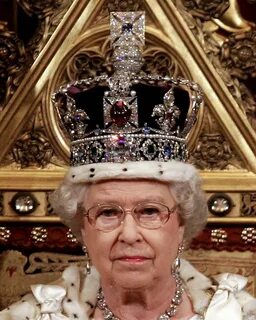 Instagram Crown Royal, Royal Crowns, Royal Tiaras, Princesa Diana, Queen El...
