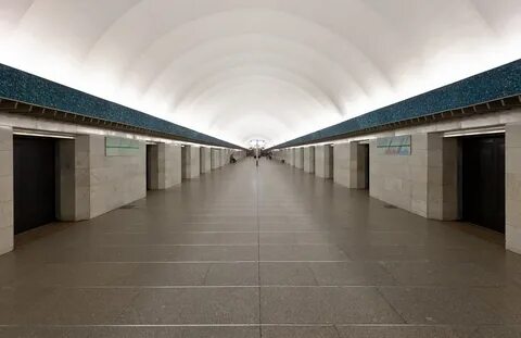 Станция метро внутри