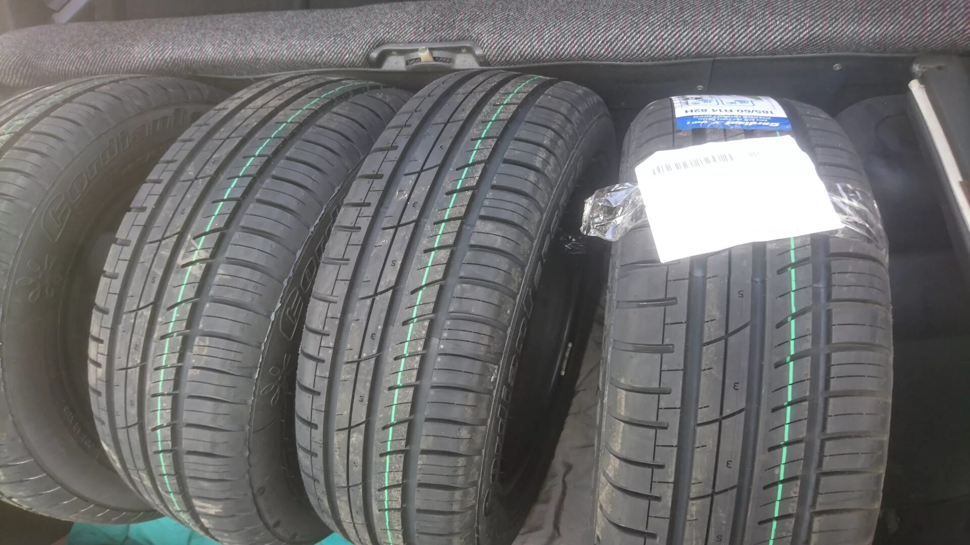 Cordiant sport 2 цены. Cordiant Sport 2. Cordiant Sport 2 185/60 r14. Резина Кордиант спорт 2 185.65.15. Кордиант 185 60 15 лето.