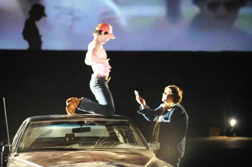 Дрянная девчонка 2010. Дрянная девчонка 2010. Джуно темпл дрянная девчонка. Дрянная девчонка милла йовович. Дрянная девчонка 2010.