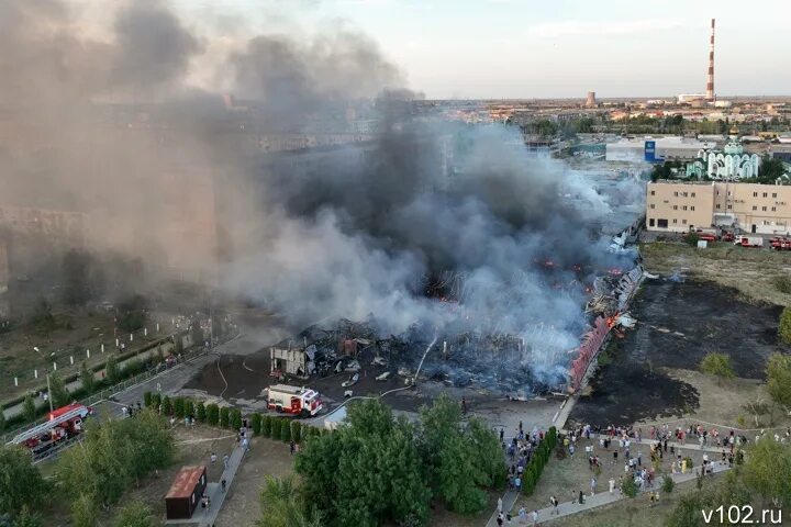 8 августа теракт. Пожар на рынке в Волжском.