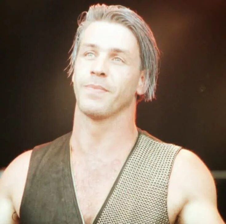 Тиль линдеманн 2025 как выглядит Rammstein's Till Lindemann announces solo headline European tour including a h