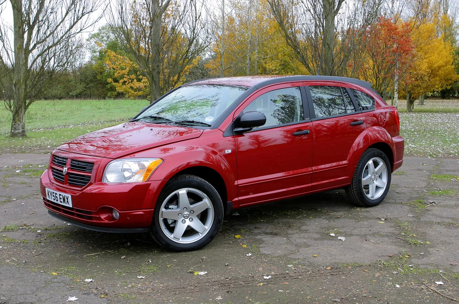 Dodge caliber 2.0. Додж кроссовер Калибер. Додж Калибер 2.0. Додж Калибер 2006. Додж Калибр 2006.