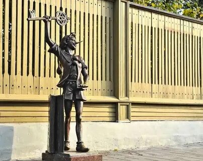 Буратино в городе