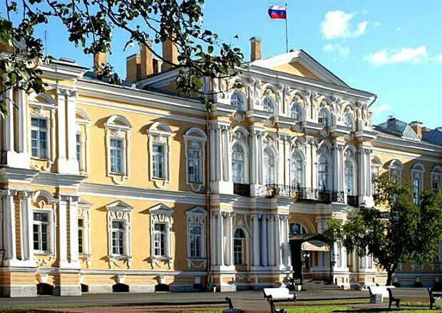 Санкт петербургское сву. СПБ СВУ Санкт-Петербургское Суворовское военное училище. Воронцовский дворец Санкт Петербург Суворовское училище. СВУ училище Питер. Суворовское военное училище в Санкт-Петербурге Садовая.