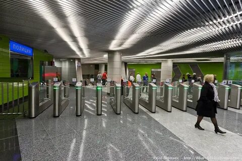 Студии возле метро