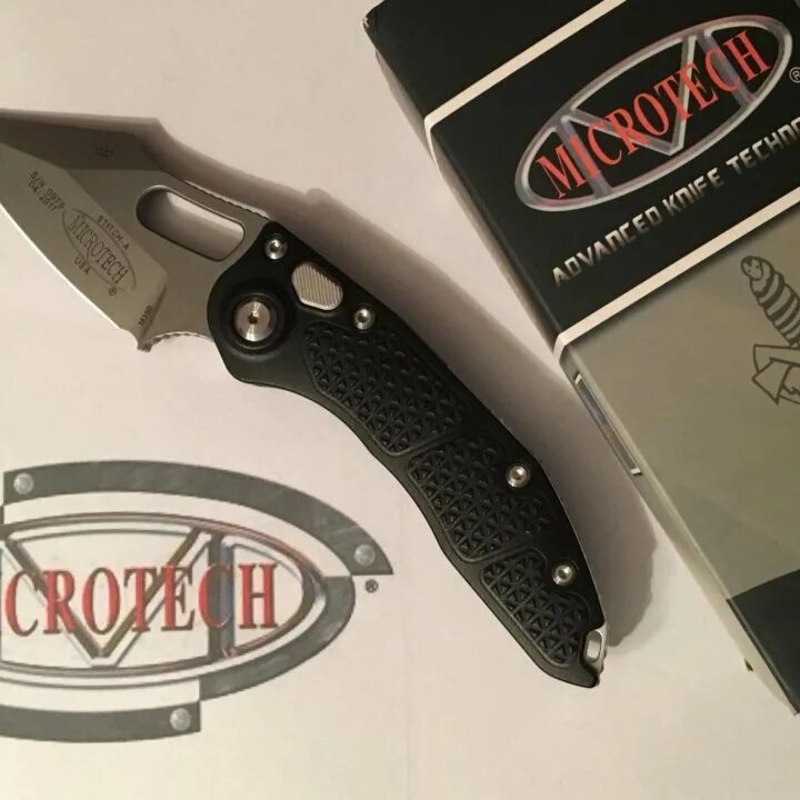 Microtech stitch automatic. Стич с ножом. Нож microtech stitch m390 реплика. Microtech stitch m390. Microtech stitch.