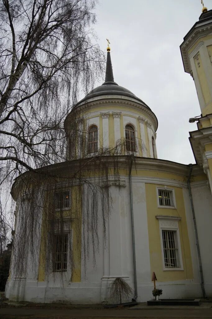 Преображенская церковь в усадьбе пехра-яковлевское. Храм пехра яковлевское балашиха. Преображенский храм в пехра-яковлевском. Преображенская церковь в усадьбе пехра-яковлевское. Храм преображения господня (балашиха).