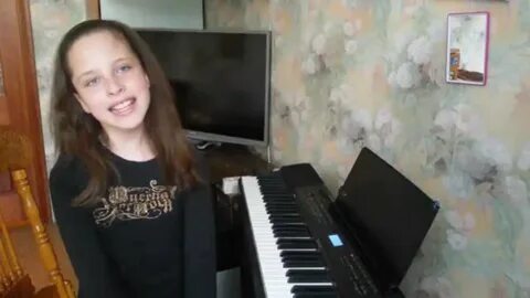 Песню в исполнении алисы
