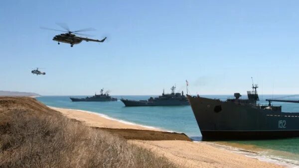 Оборона побережья. Ул морского десанта в петергофе. Улица морского десанта. Неудачная высадка морского десанта. Морской десант морская пехота.