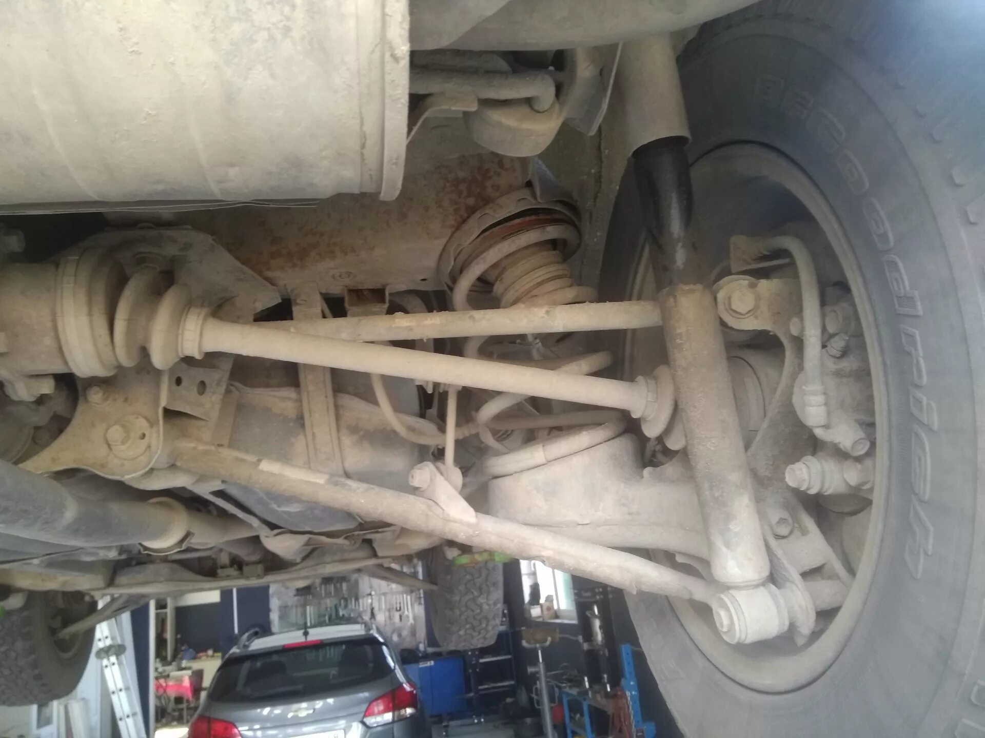 Toyota rav4 задняя подвеска. Задняя подвеска тойота рав 4 4 поколения. Задняя подвеска тойота хайлюкс. Задняя подвеска тойота рав 4 4 поколения. Подвеска тойота рав 4.