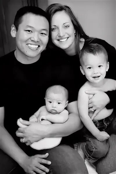 Jimmy family. Jimmy family. Семья вики шоу. Джимми картер с женой в молодости. Джимми чин.