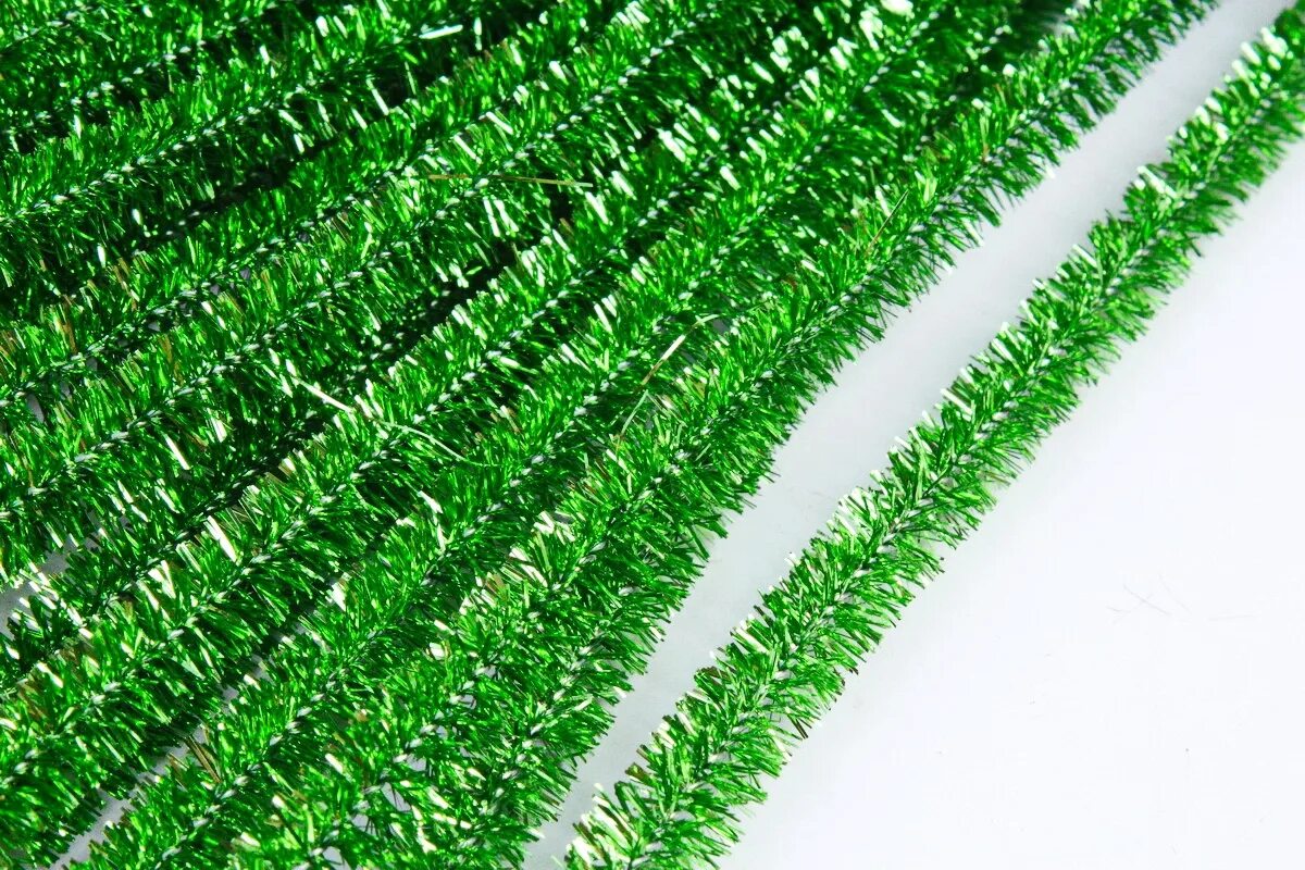 Какой металл зеленый. Зеленый металл. Цветной металл зеленого цвета. Зеленые металлы в химии. Зеленый металл материал для моделирования.