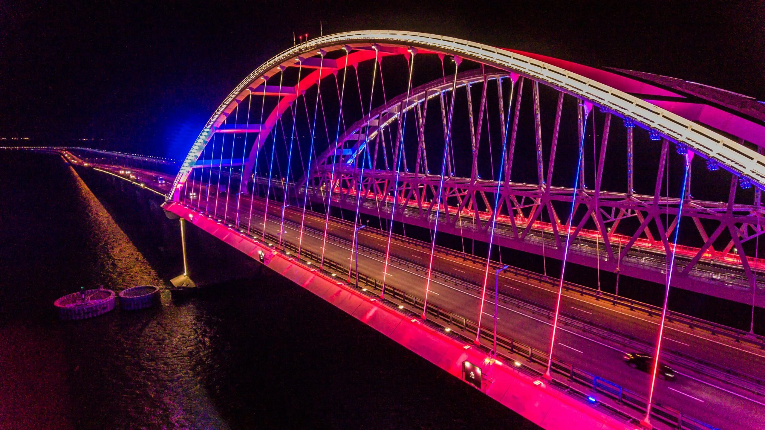 Крымский мост ночью. Керченский мост 2020. Крымский мост 2021. Крымский мост 25