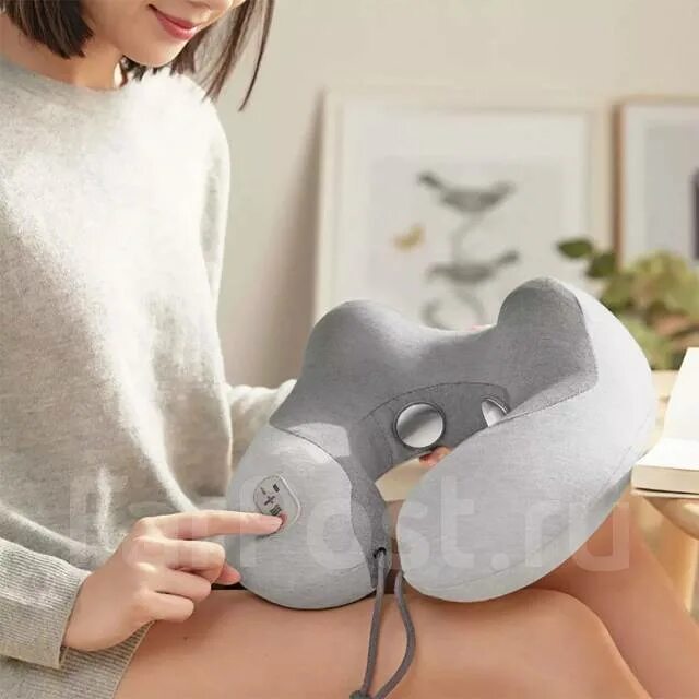 Hot pillow. Подушка декоративная розовая. Подушки ярко розовые. Подушка декоративная вельвет. Морская розовая подушка.