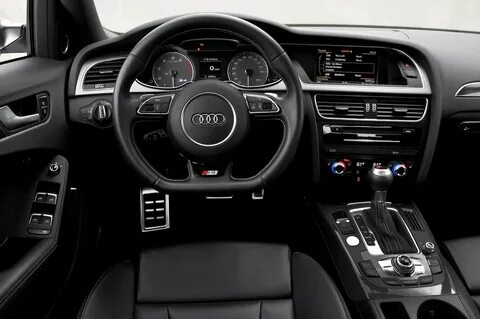 Открыть audi a4