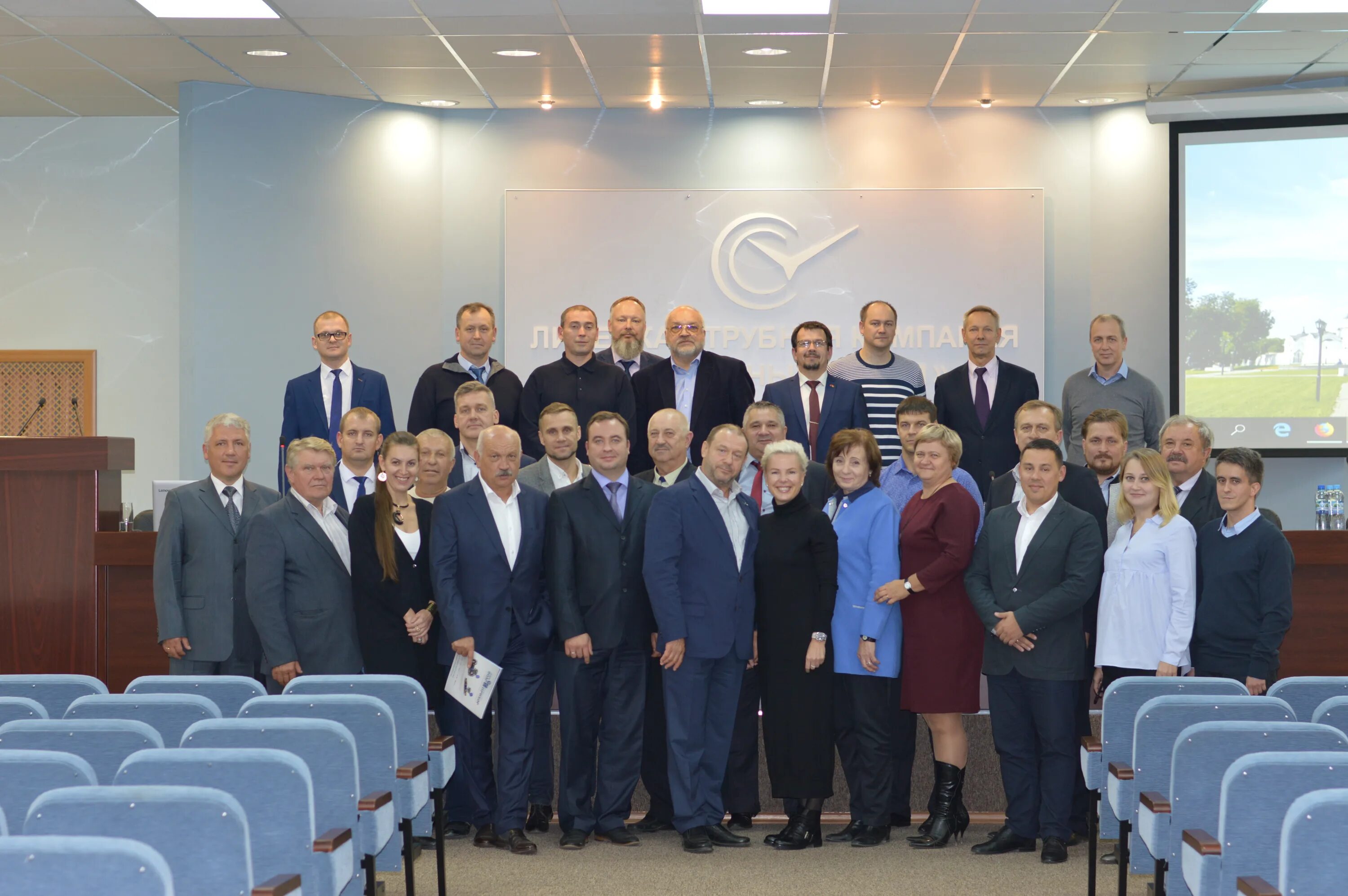 Свободный сокол липецк. Лтк сокол. Свободный сокол г. Завод свободный сокол. Липецкий трубный завод свободный сокол.