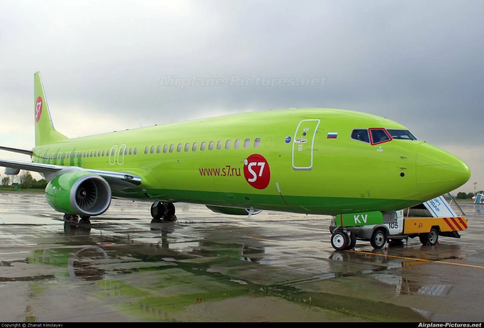 Boeing 737‑800 (winglets). Боинг 737 s7. Самолет s7 boeing 737-800. Boeing 737-800 s7 oneworld. B738 самолет s7.
