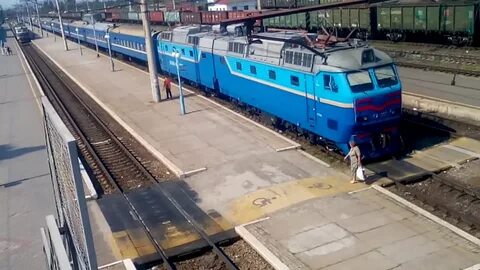 Поезд в кривой