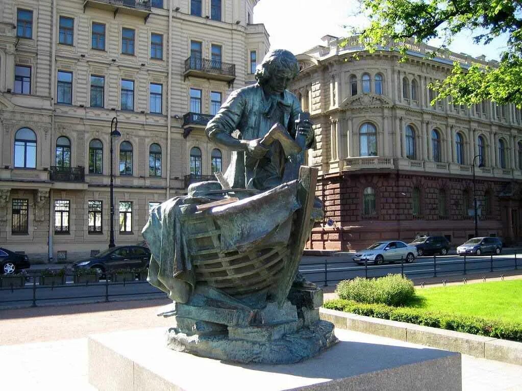 Памятник плотнику в санкт петербурге. Памятник петру 1 царь плотник в санкт-петербурге. спб памятник петру 1 на адмиралтейской набережной. петр плотник памятник. петр плотник памятник в спб.