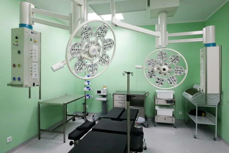 Больница 33 колпино главный корпус. Городская больница 33 в колпино. Новый корпус больницы в колпино. Спб колпино 33 поликлиника. Новая больница в колпино 33.