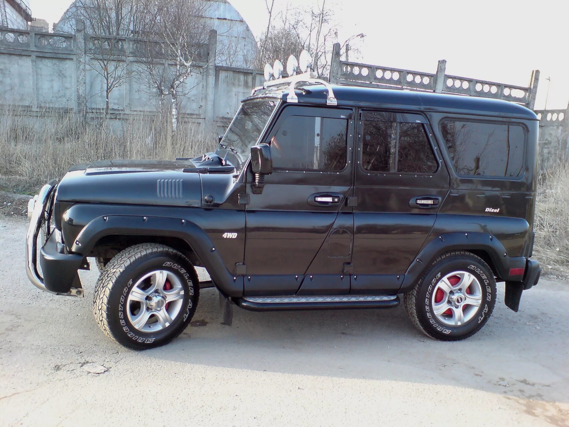 Литые диски хантер. Уаз хантер r16. уаз 469 на литье. уаз hunter r20. уаз хантер r18.
