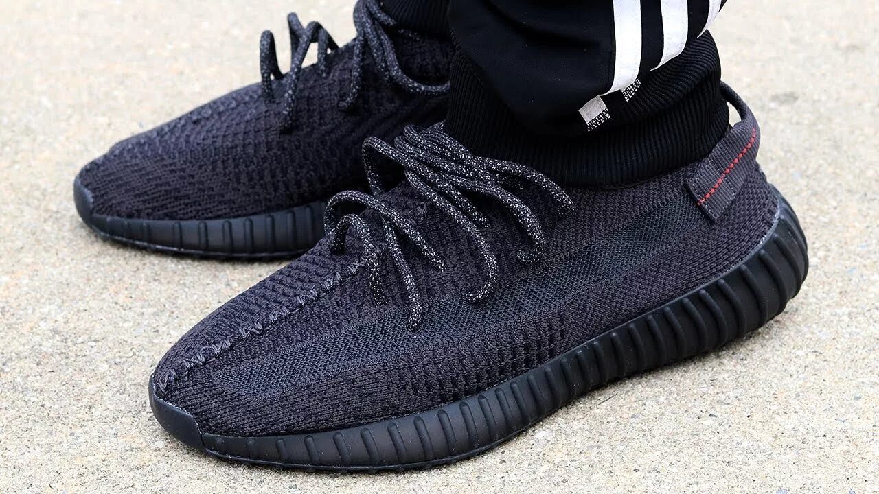 Купить изи 350. Adidas Yeezy 350 v2 Black. Adidas Yeezy Boost 350 Black. Adidas Yeezy Boost 350 Black non Reflective. Adidas Yeezy Boost 350 v2 Black Reflective.