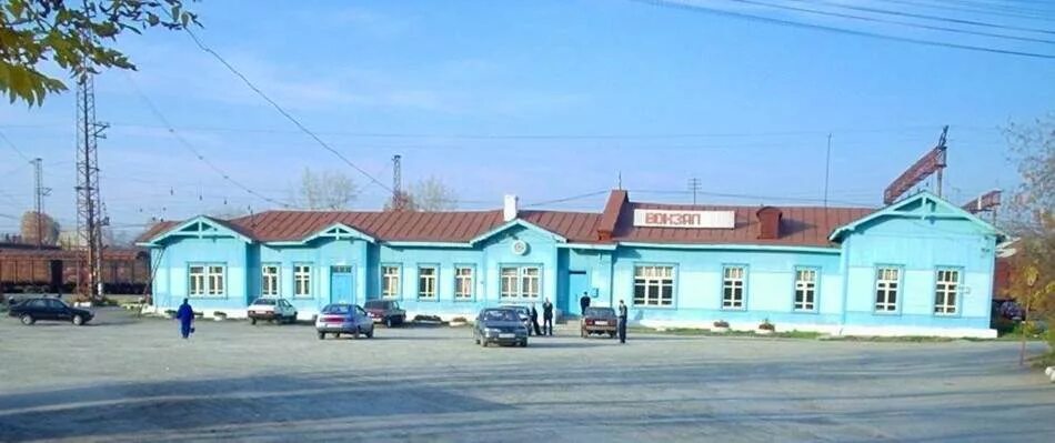 Алапаевск. Ансамбль кавкасиони ставрополь руководитель. Алапаевск красивые места. Музей урфу. Алапаевск центр города.