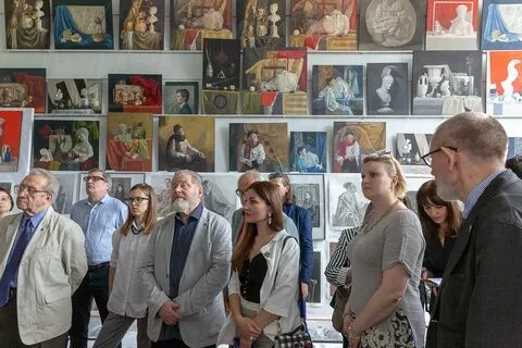 Художественная школа при институте