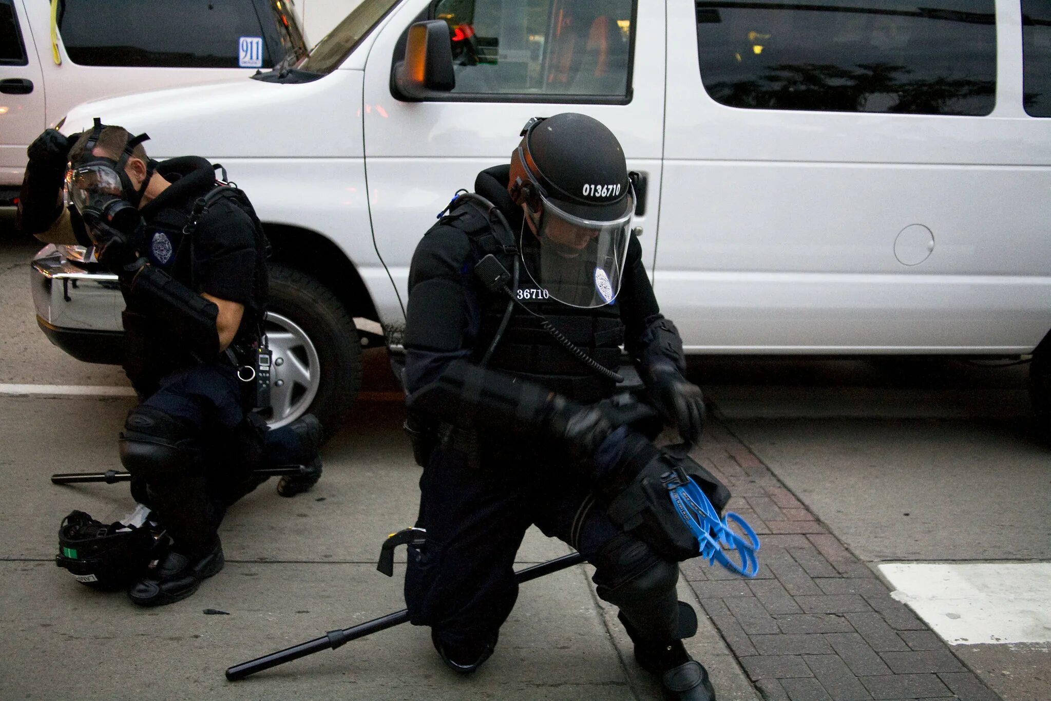 Swat спецназ gta 5. Сват версус зомби. Сват гта 5. Swat vs zombies. Сват из гта 4.