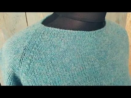 Вязаное платье реглан сверху