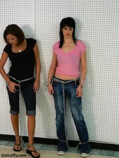 Hogcuffs.com и. gotcuffs.com. 