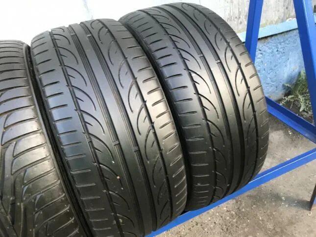 Hankook 215 55 r18. Нокиан 225/40/18. 225/40 R18. 225/40р18. 285/30zr19.