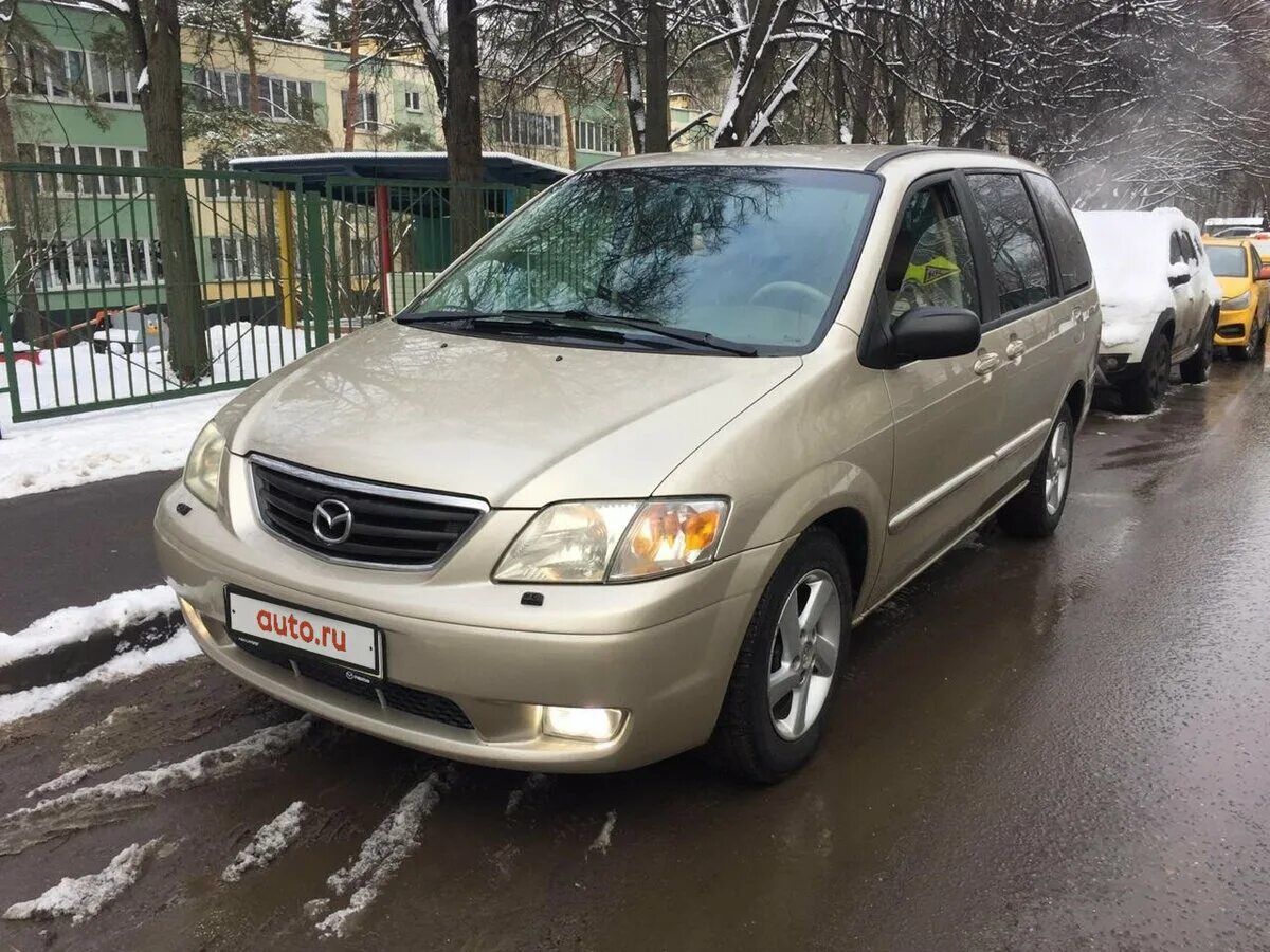 Мазда мпв купить б у. Мазда МПВ 2001. Мазда MPV 2001. Mazda MPV 2. Mazda MPV 2.5.