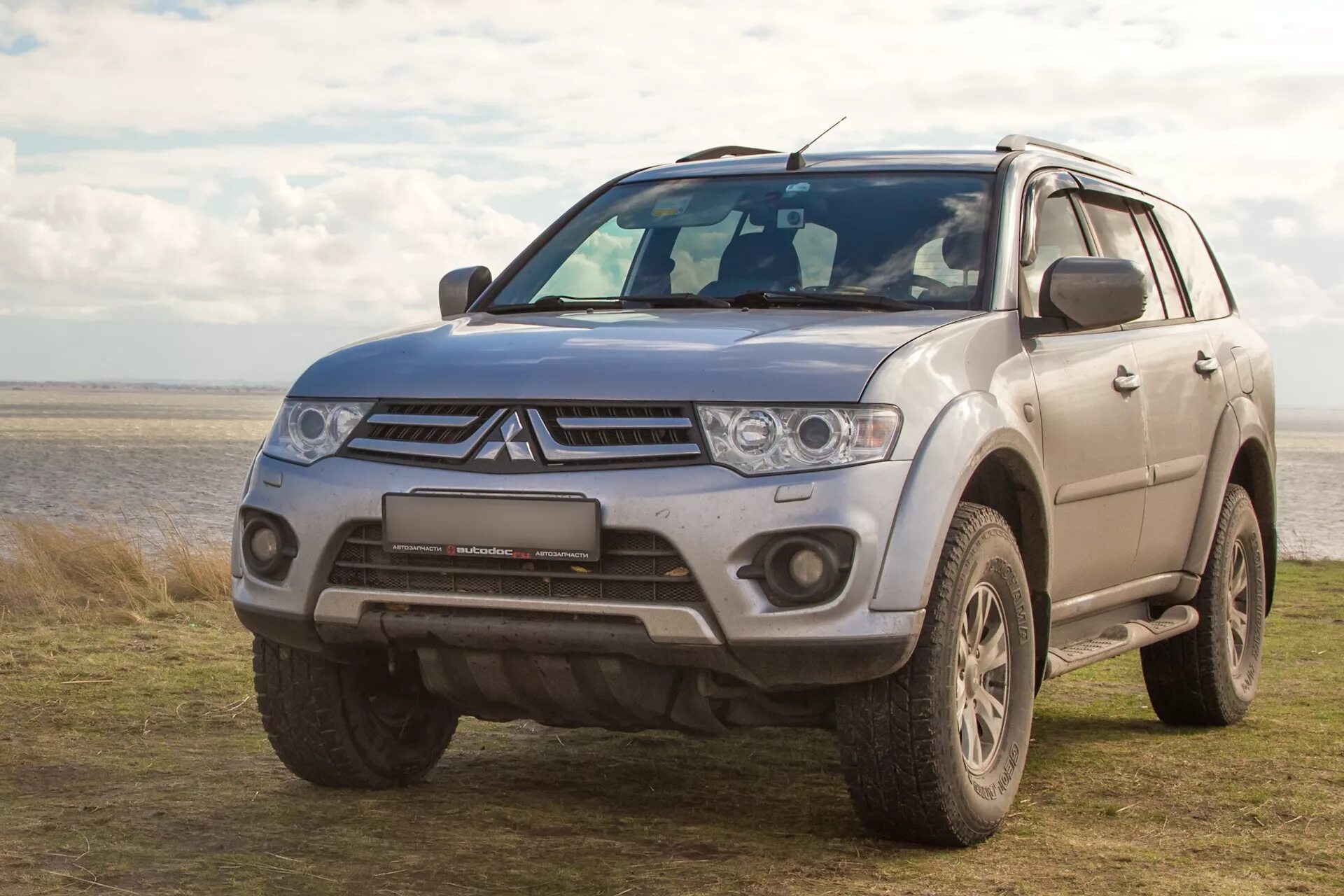 Мицубиси паджеро механика. Mitsubishi Pajero Sport 2.5. Паджеро спорт 2 дизель. Mitsubishi Pajero Sport 2 дизель. Митсубиси Паджеро спорт 2 2.5 дизель.