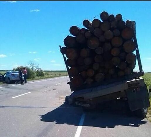 Белогорск амурская область происшествия. ДТП С лесовозом Амурская область. Благовещенск Белогорск трасса. Благовещенск Белогорск ДТП. ДТП Белогорск Амурская область.