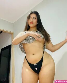 Jade Reyes  jade_reyes18  jade_reyes2003 Nudo trapelato OnlyFans Foto .....