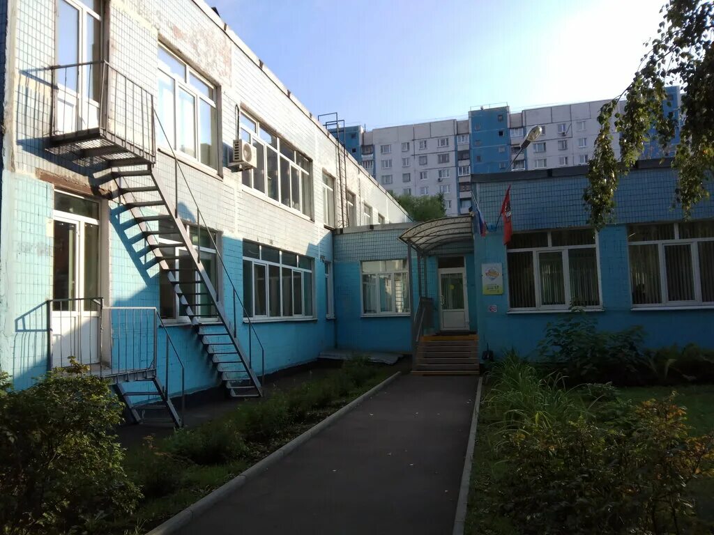 Центр детского творчества строгино. Эмблема центра творчества. Москва строгинский бульвар 7к3. Москва строгинский бульвар 7к3. Дом творчества строгино.