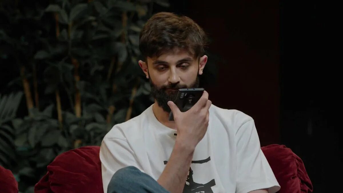 Почему тау часто пропадешь. Рустам рептилоид. Рустам «рептилоид» саидахмедов. Рустам рептилоид чбд. Рустам рептилоид.