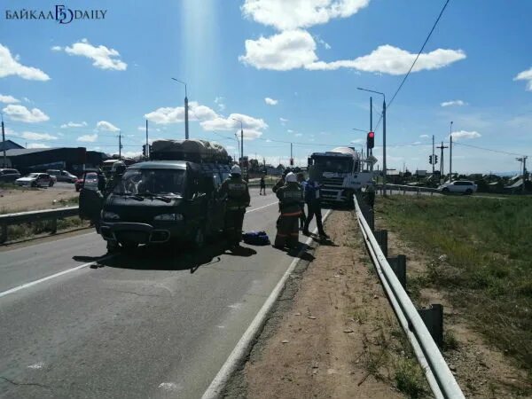 Авария в Закаменске вчера. Авария по трассе Улан-Удэ Закаменск октябрь 2022.