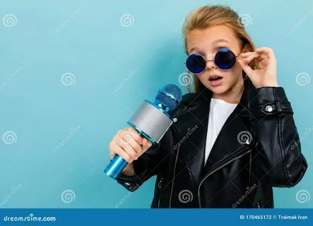 Очки поют